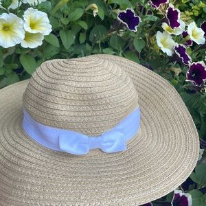 Baby beach hat